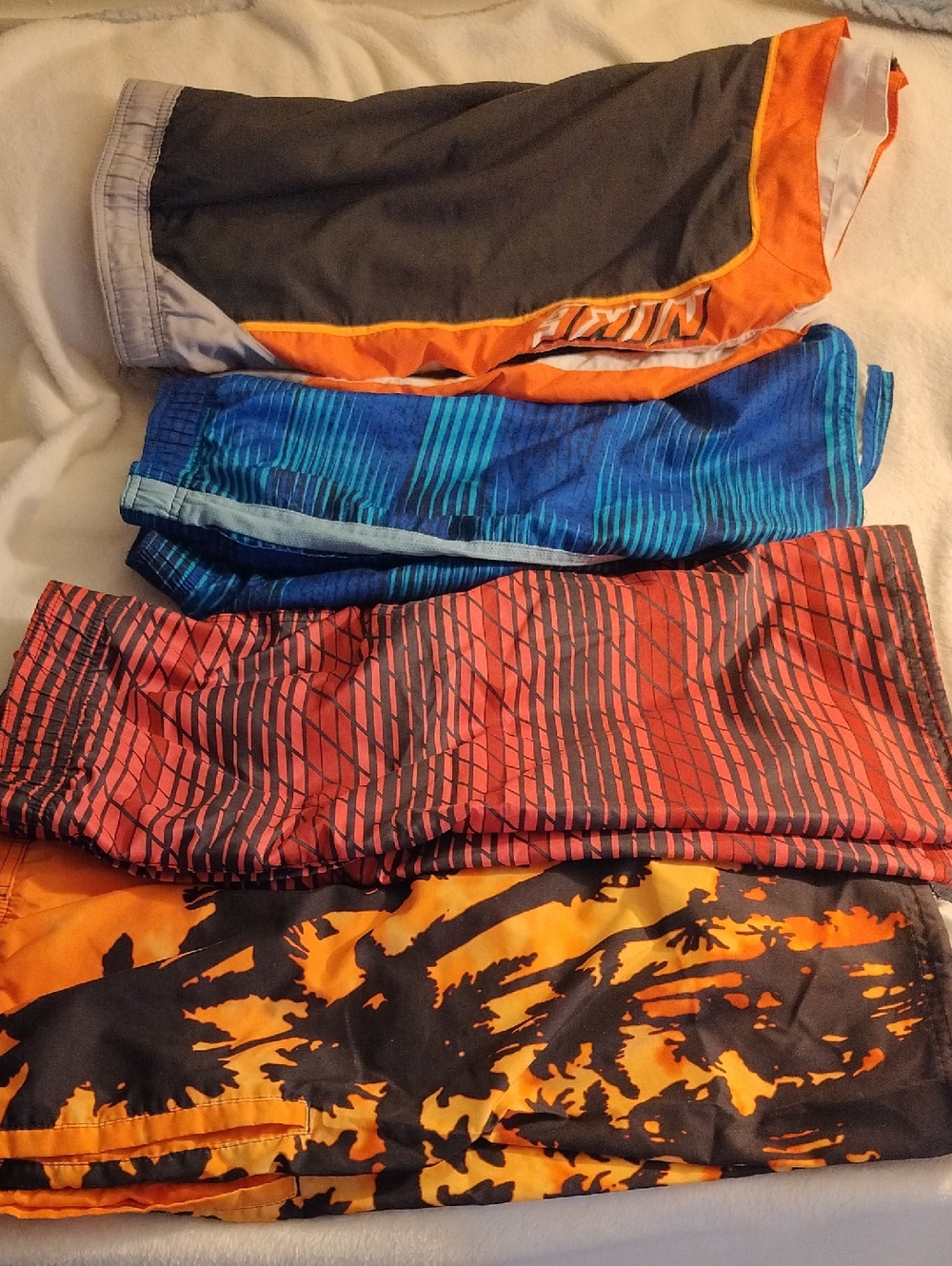Nike Mesh Lined Swim Shorts Trunks Bundle Men's Large. 4 pair - Picture 6 of 6
